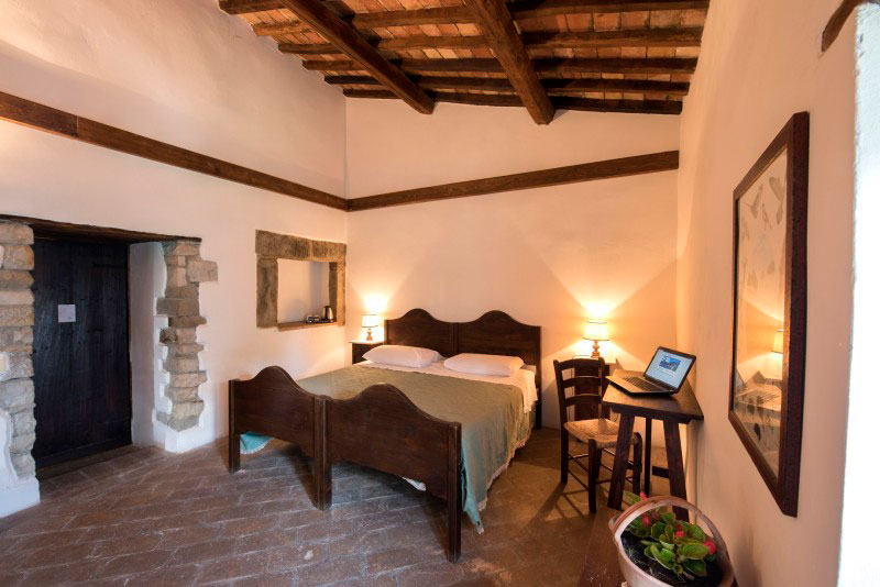 Kamer Orniello